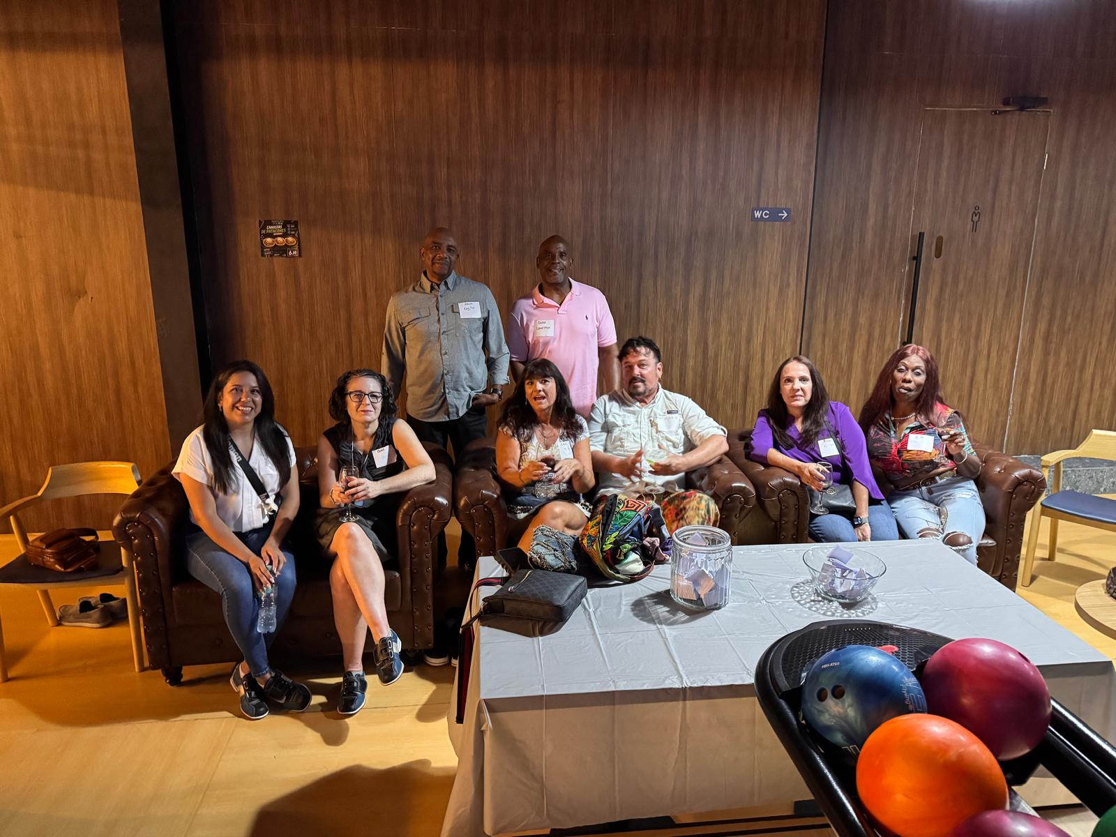 Speed Dating Bowling event moment